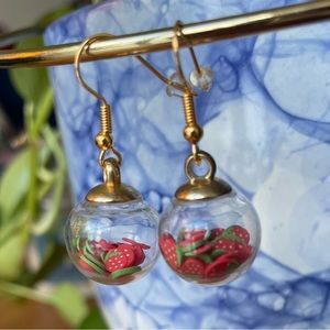 Let’s Party earrings in strawberry, glass, brass
